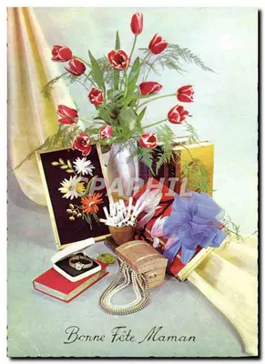 Arranjo de tulipas vermelhas — decoração de presente — editor Lang's Meisterbild