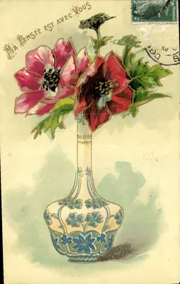 Anêmonas em um vaso decorativo — texto impresso 'Minha lembrança está com você' — editor não identificado