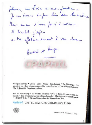 Uma avó segurando um bebê — cena interior com janela — editor: Georgios Iacovidis, Atenas — Verso