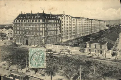 Les Docks de Marseille — vue des bâtiments et des voies ferrées — éditeur : Phototypie Gau née Marseille