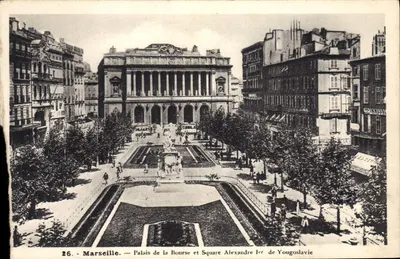 Bilhete postal antigo Marselha Palácio da Bolsa e Praça Alexandre 1º da Iugoslávia
