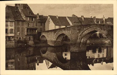 Espalion — O Ponte gótico do século XIII — Arts Graphiques Toulouse