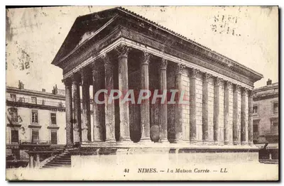 Nîmes — La Maison Carrée — LL