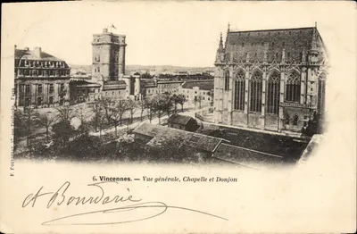 Bilhete postal antigo Vincennes Vista Geral Capela e Torre de Defesa