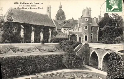 Castelo de Josselin — Os Velhos Fossos, A Capela e a Portaria Norte — Edição Vierard, Quimper