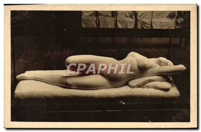 Estátua de Messalina — Eugène Brunet — mármore