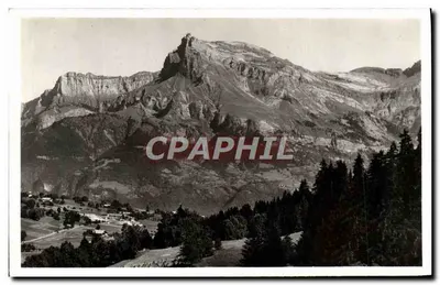 A Aiguille de Varan (2488 m) — Vista tirada do Hameau — Megève, Haute-Savoie