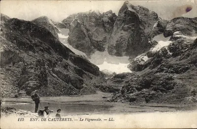Env. de Cauterets — Le Vignemale — LL. — LL. — LL.