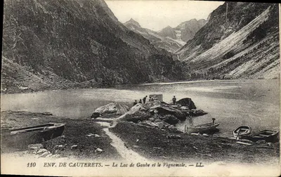 Env. de Cauterets — Le Lac de Gaube et le Vignemale — LL. — N° 110