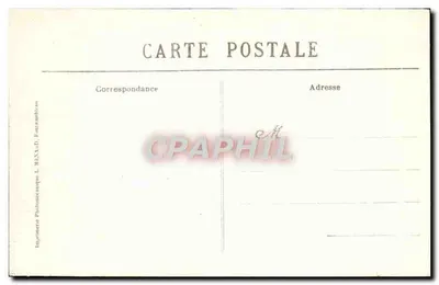 Charleville (Marne) — Case incendiate dal bombardamento tedesco — L. M. (fotografo) — Verso