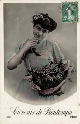 Młoda kobieta w kolorowej sukni — Wspomnienie Wiosny — Irène, n°3307