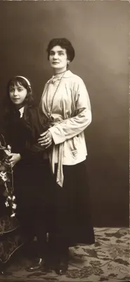 Portret dwóch kobiet — studio — Photo Belge S.A., rue de France, Toulouse