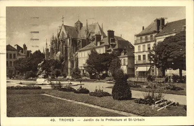 Troyes — Jardin de la Préfecture et St-Urbain — Harmigny