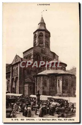 Orcival — A Basílica (Monumento Histórico, Século XI) — G. D'O. 623