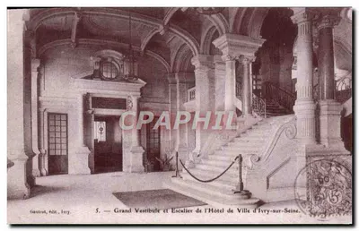 Grande Vestíbulo e Escada do Hotel de Ville de Ivry-sur-Seine — Gianlot, editor, Ivry — n°5