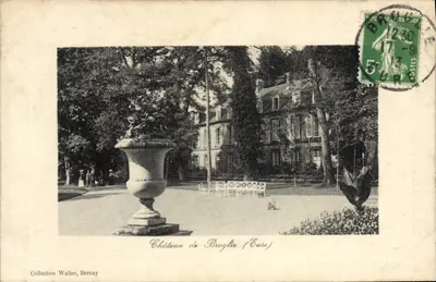 Castelo de Broglie (Eure) — vista do jardim com vasca — editor desconhecido, número de série não visível