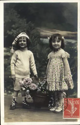 Dzieci z koszykiem kwiatów — Sazerac Phot. nr 295