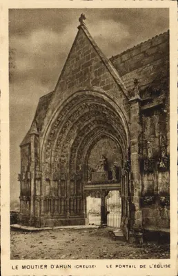 Le Moutier d'Ahun (Creuse) — O portal da igreja — n°23