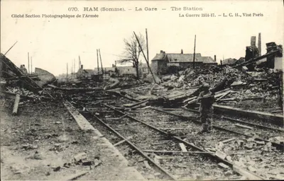 HAM (Somme) — A Estação — A Guerra 1914-17 — Seção Fotográfica do Exército, n°670