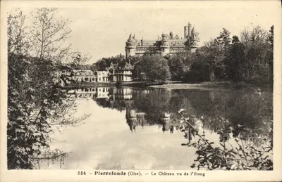 Pierrefonds (Oise) — Widok z jeziora na zamek — Wydawnictwo Librairie Moderne, Compiegne