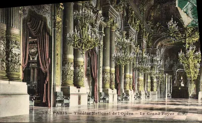 PARIS — Teatro Nacional da Ópera — O Grande Foyer — C.M.