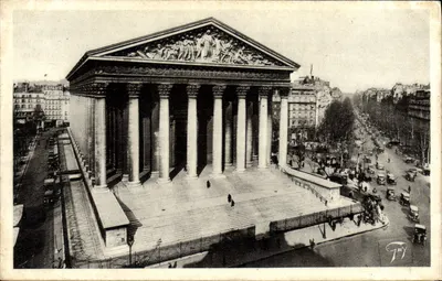 O Panteão em Paris — vista da fachada e da praça — editor Fuy