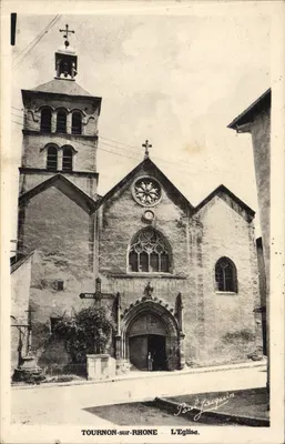 TOURNON-sur-RHONE — A Igreja — Paul Jacquino