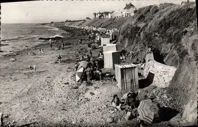 Tharon — A praia com maré alta — Edições Nozaïs-Bouchaud, Nantes