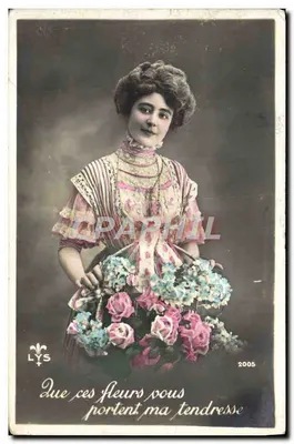 Jovem mulher segurando um buquê de flores — LYS, n° 2005