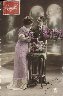 Casal em traje de festa — cena de apresentação de flores — editor Bonne Fête n°756