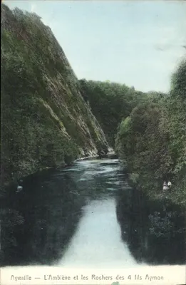 Aywaille — L'Amblève e os Rochers dos 4 filhos Aymon