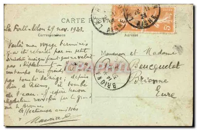 ला फर्टे-मिलॉन (ओइस्न) — रैसिन के बचपन की प्रतिमा — 2 अक्टूबर 1910 को उद्घाटित — हिओलिन स्कल्प. — पीछे