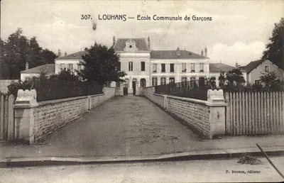 Louhans — Escola Comunal de Meninos — F. Besson, editor