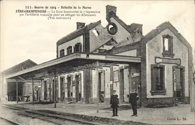 Fère-Champenoise — Estação bombardeada em 7 de setembro de 1914 — Cliché L. M.