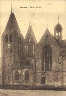 Écouis — Igreja, de lado