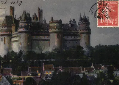 Zamek w Pierrefonds — widok nocny — Wydawca nieznany