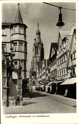 Reutlingen. Wilhelmstraße com Lindenbäumen — Mets Fotokarten