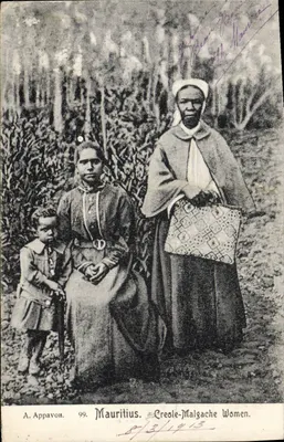 Mauritius — Créole-Malgache Women — A. Arravon, n°99