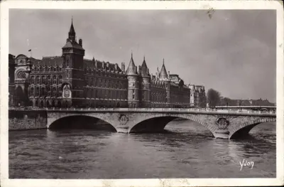 Paris — Palácio de Justiça e o Pont du Change — Edição de Arte Yvon, n°23