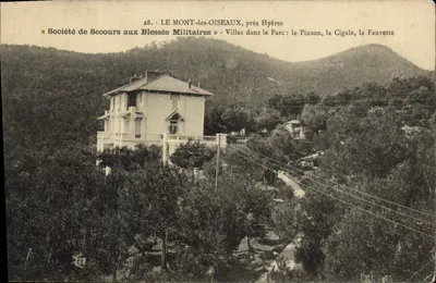 LE MONT-des-OISEAUX, perto de Hyères — « Sociedade de Socorro aos Feridos Militares » — Villas no Parque: o Passarinho, a Grilo, a Falcão