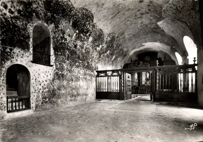A Igreja Subterrânea — Haute-Isle (S.-et-O.) — A.P. (editor) n°1168