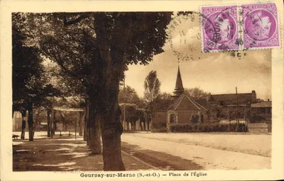 Gournay-sur-Marne (S.-et-O.) — Place de l'Église — Edição J. Marie, bazar