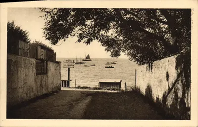 Grandcamp-les-Bains — Een uitzicht op de zee — A. Dubosq, uitgever, (Calvados)