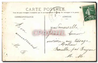 Mulher com touca de renda segurando rosas — De parte de uma Amiga — P.J. Princé — Verso
