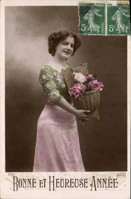 Mulher segurando um cesto de flores — Boa e Feliz Ano — Phébus, n°3023