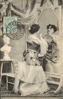 Mulheres diante de um espelho — Salsogne, 1904 — Salsogne