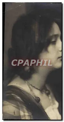 Portrait de femme — profil — éditeur non visible