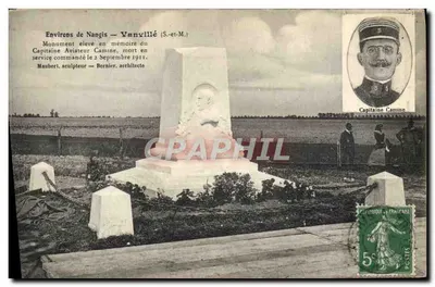 Monumento nas proximidades de Nangis — Vanvillé (S.-et-M.) — editor não visível