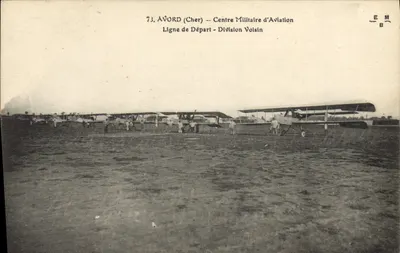 Avord (Cher) — Centro Militar de Aviação — Linha de Partida — Divisão Voisin