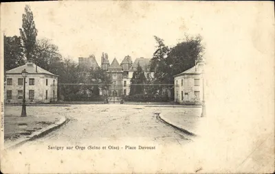 Savigny sur Orge (Seine et Oise) — Place Davoust — A. Thévenet, Savigny